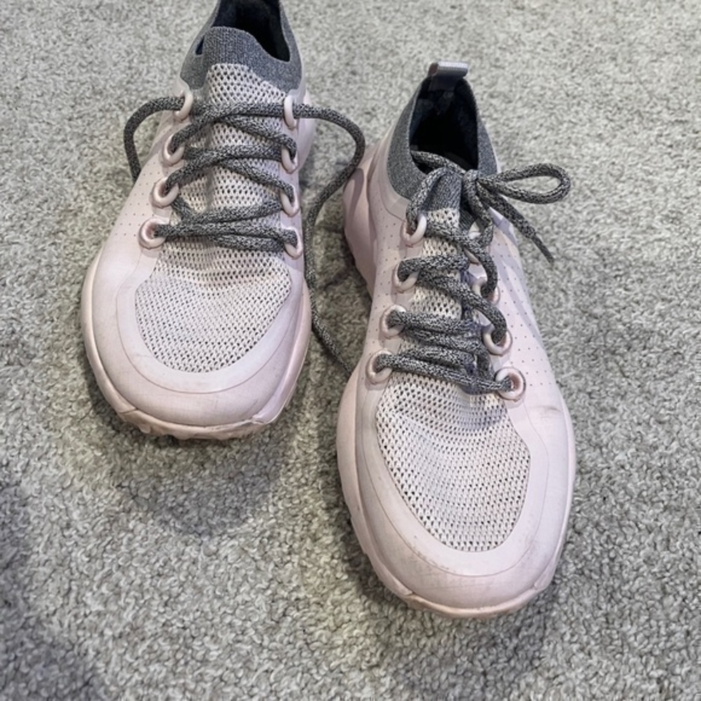 Allbirds Trail Runners SWT Womens 9.5 Lilac Purple Grey Water Resistant Sneakers